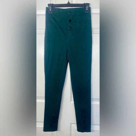 Windsor Pants - Windsor Green High-Waisted Pull Up Skinny Pants Faux Button Detail Medium